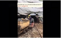 看看國外客戶是怎么評價我們的礦用鋰電池電機車？(金礦）